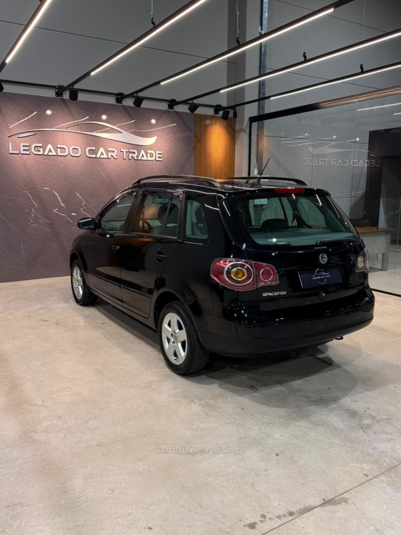 SPACEFOX 1.6 MI ROUTE 8V FLEX 4P MANUAL - 2010 - CAXIAS DO SUL