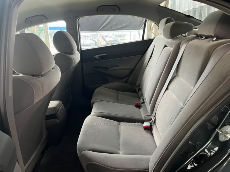 CIVIC 1.8 LXS 16V FLEX 4P AUTOMÁTICO - 2010 - GARIBALDI