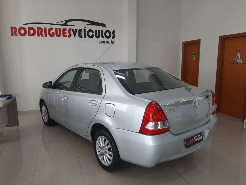 ETIOS 1.5 XLS 16V FLEX 4P MANUAL - 2016 - CAXIAS DO SUL