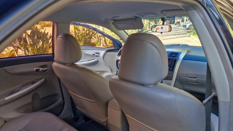COROLLA 2.0 XEI 16V FLEX 4P AUTOMÁTICO - 2013 - CAXIAS DO SUL