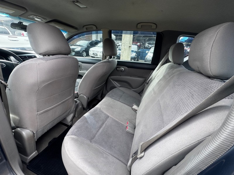 LIVINA 1.8 SL 16V FLEX 4P AUTOMÁTICO - 2010 - DOIS IRMãOS