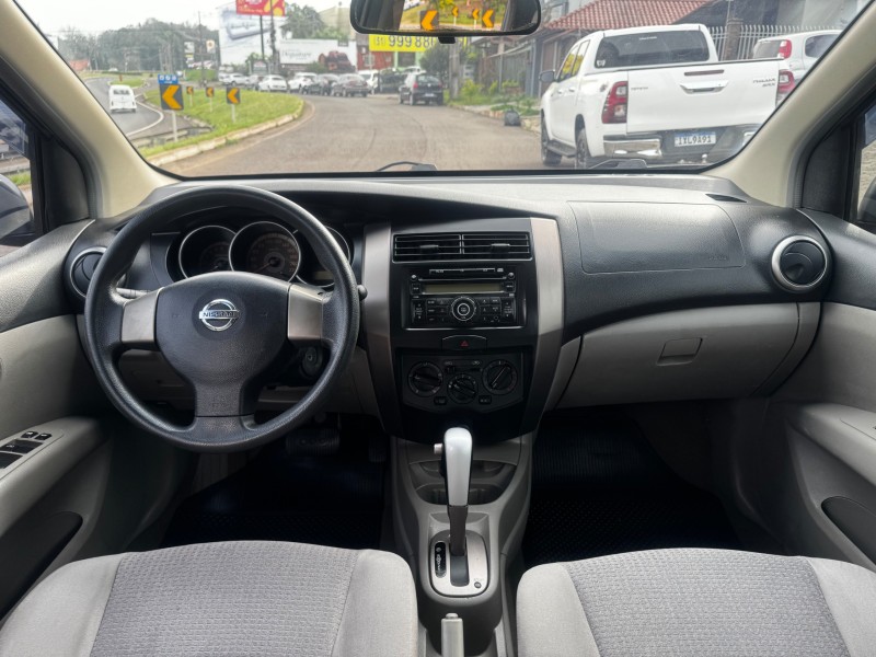 LIVINA 1.8 SL 16V FLEX 4P AUTOMÁTICO - 2010 - DOIS IRMãOS