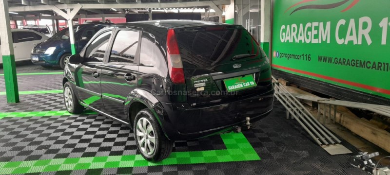 FIESTA 1.0 MPI PERSONNALITÉ 8V GASOLINA 4P MANUAL - 2003 - CAXIAS DO SUL
