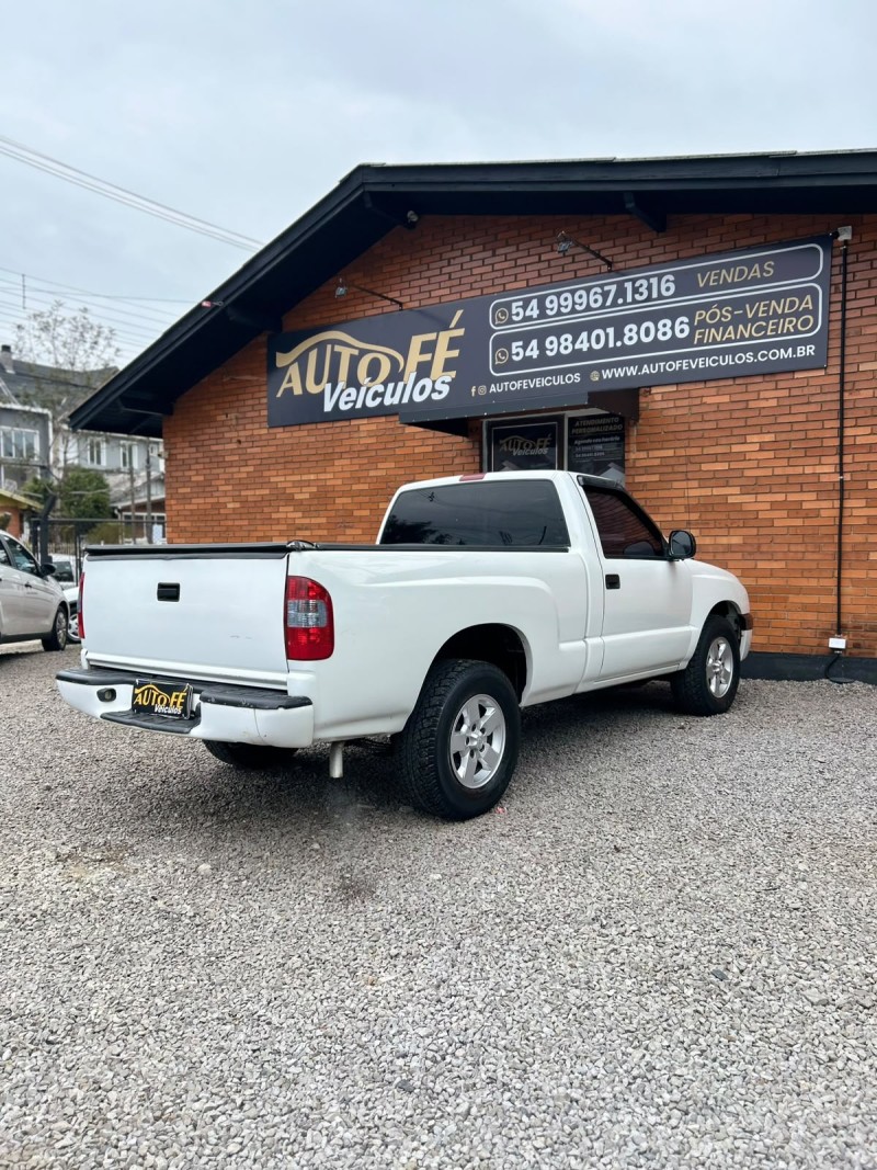 S10 2.4 MPFI 4X2 CS 8V GASOLINA 2P MANUAL - 2002 - CANELA