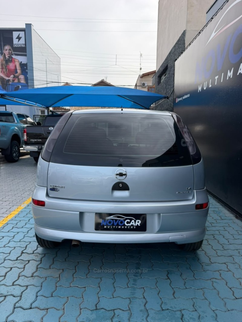 CORSA 1.4 MPFI PREMIUM 8V FLEX 4P MANUAL - 2009 - ESTâNCIA VELHA