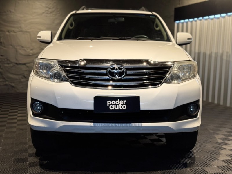 HILUX SW4 2.7 SR 4X2 16V FLEX 4P MANUAL - 2013 - FARROUPILHA
