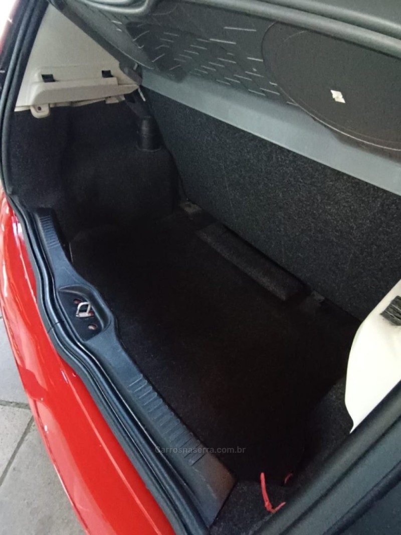 PALIO 1.0 MPI ATTRACTIVE 8V FLEX 4P MANUAL - 2015 - NOVA PETRóPOLIS