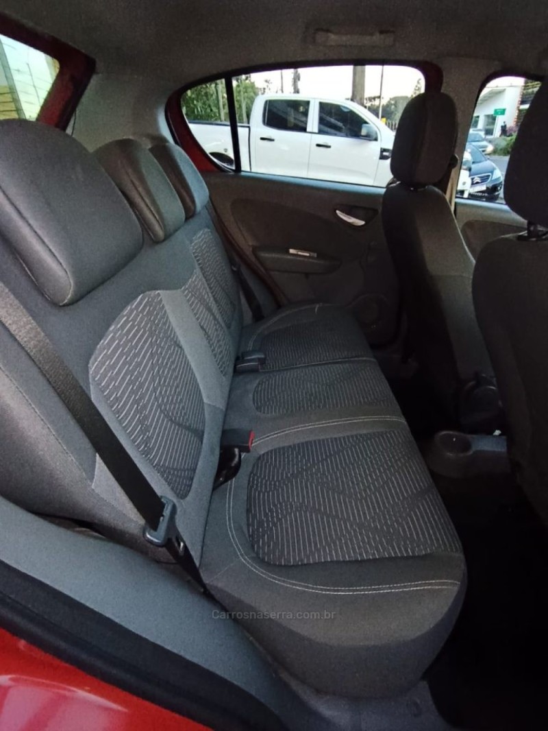 PALIO 1.0 MPI ATTRACTIVE 8V FLEX 4P MANUAL - 2015 - NOVA PETRóPOLIS