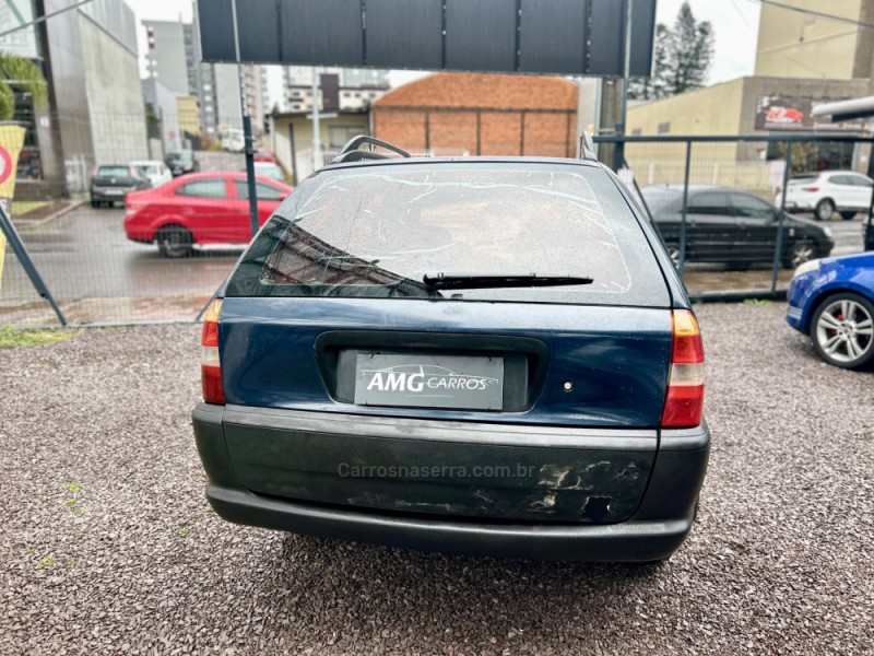 PALIO 1.6 MPI ADVENTURE WEEKEND 16V GASOLINA 4P MANUAL - 2001 - CAXIAS DO SUL