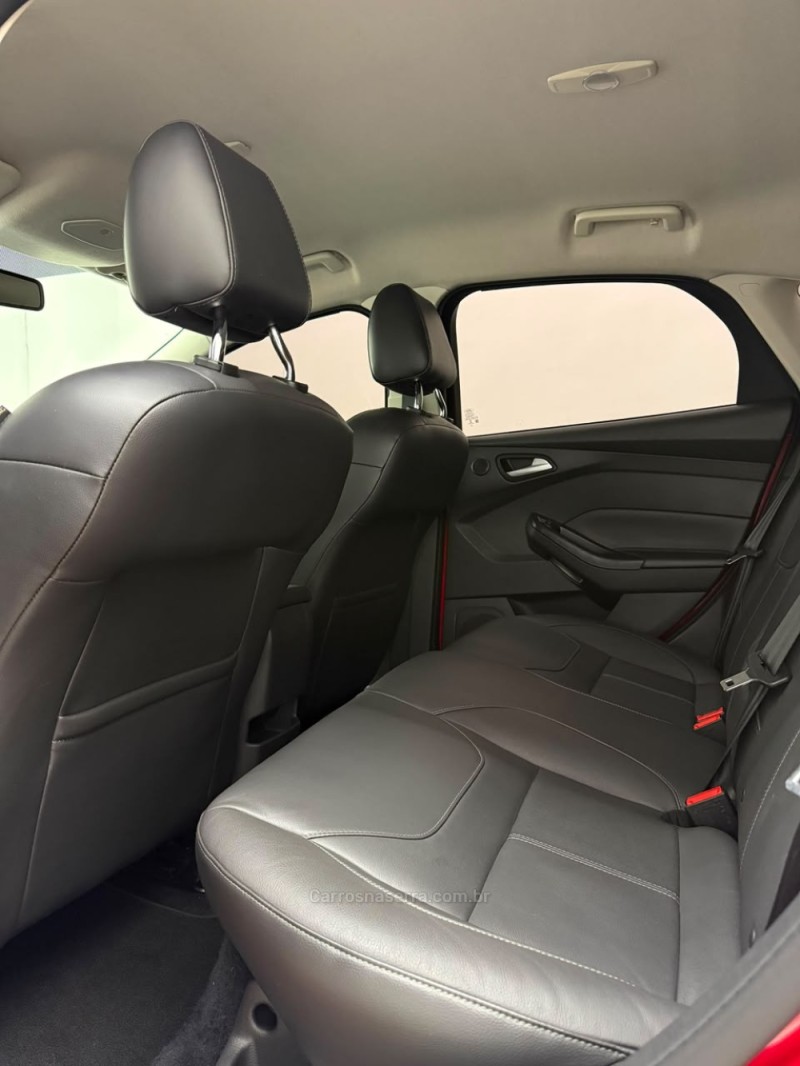 FOCUS 2.0 TITANIUM HATCH 16V FLEX 4P AUTOMÁTICO - 2016 - CAXIAS DO SUL