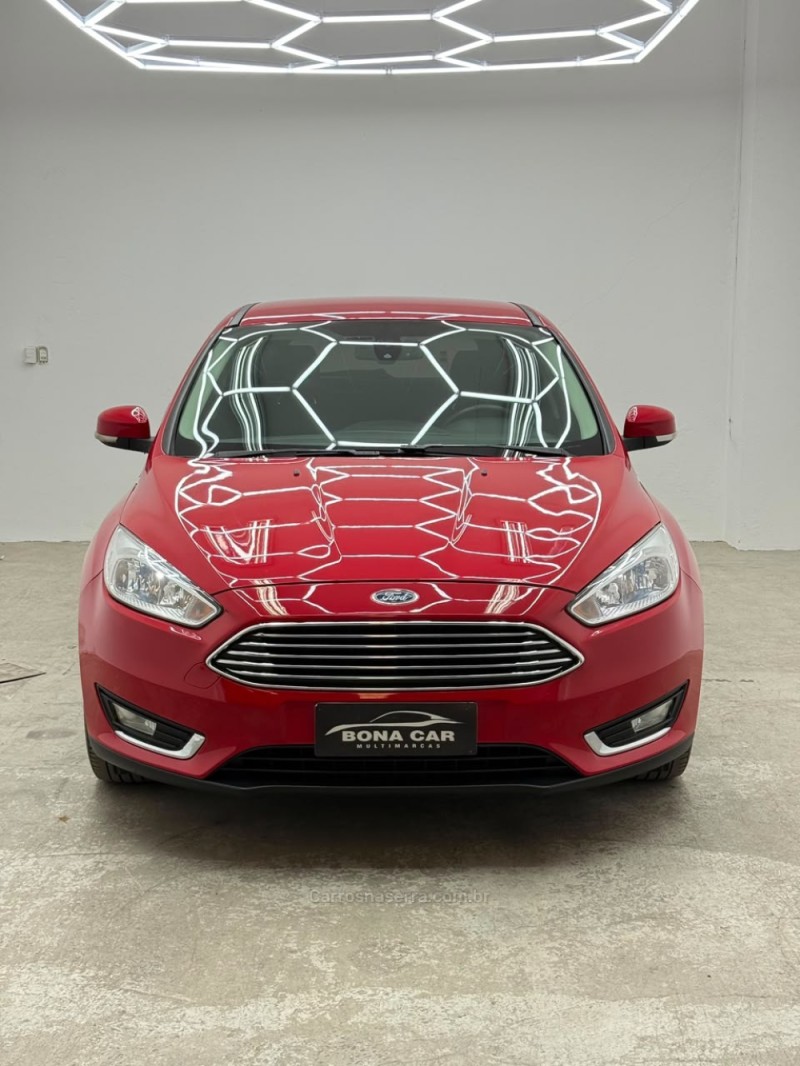 FOCUS 2.0 TITANIUM HATCH 16V FLEX 4P AUTOMÁTICO - 2016 - CAXIAS DO SUL