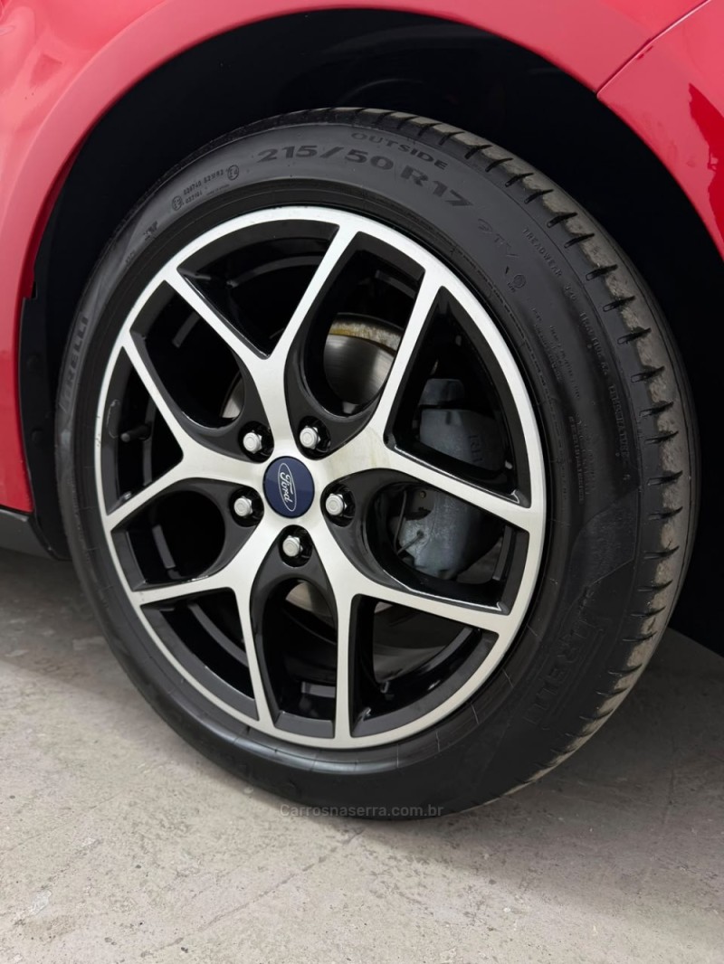 FOCUS 2.0 TITANIUM HATCH 16V FLEX 4P AUTOMÁTICO - 2016 - CAXIAS DO SUL