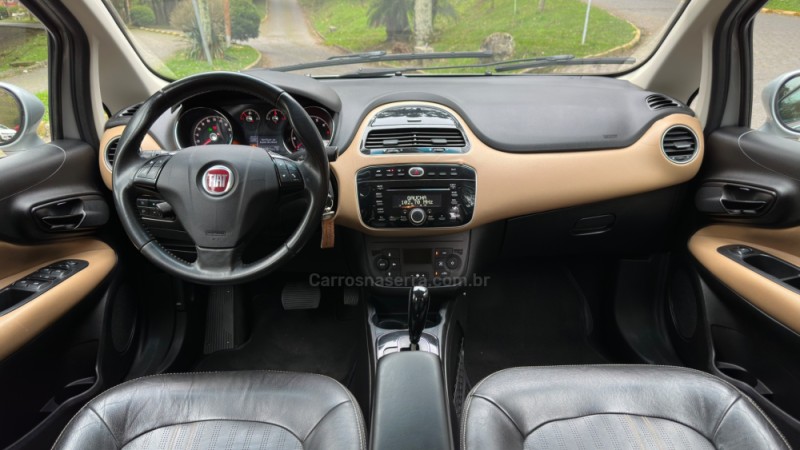 LINEA 1.8 ABSOLUTE 16V FLEX 4P AUTOMATIZADO - 2015 - CAXIAS DO SUL