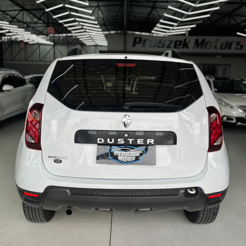 DUSTER 1.6 DYNAMIQUE 4X2 16V FLEX 4P AUTOMÁTICO - 2020 - CANOAS