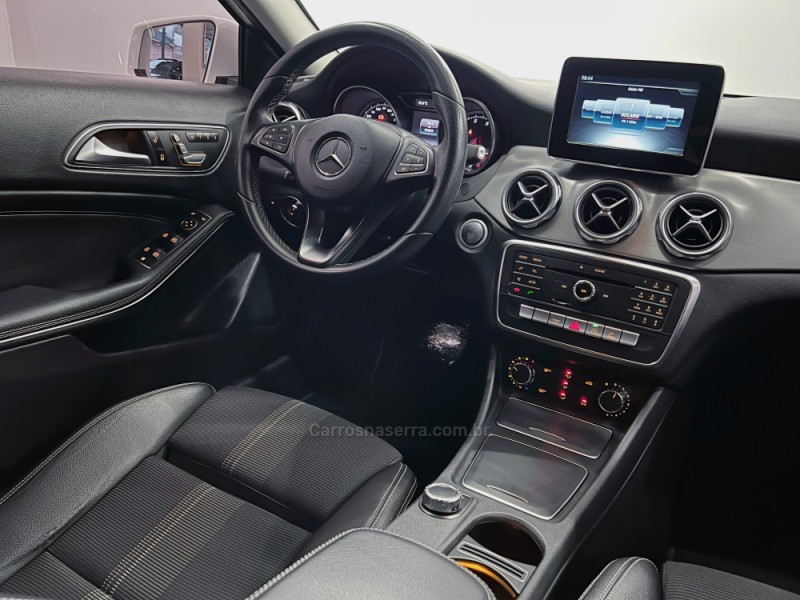 GLA 200 1.6 CGI ADVANCE 16V TURBO FLEX 4P AUTOMÁTICO - 2018 - FLORES DA CUNHA