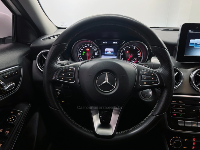 GLA 200 1.6 CGI ADVANCE 16V TURBO FLEX 4P AUTOMÁTICO - 2018 - FLORES DA CUNHA