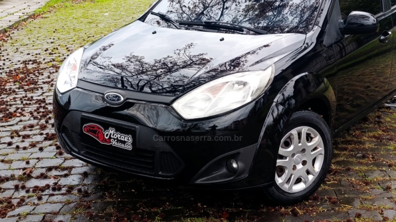 FIESTA 1.0 SE 8V FLEX 4P MANUAL - 2014 - CAXIAS DO SUL