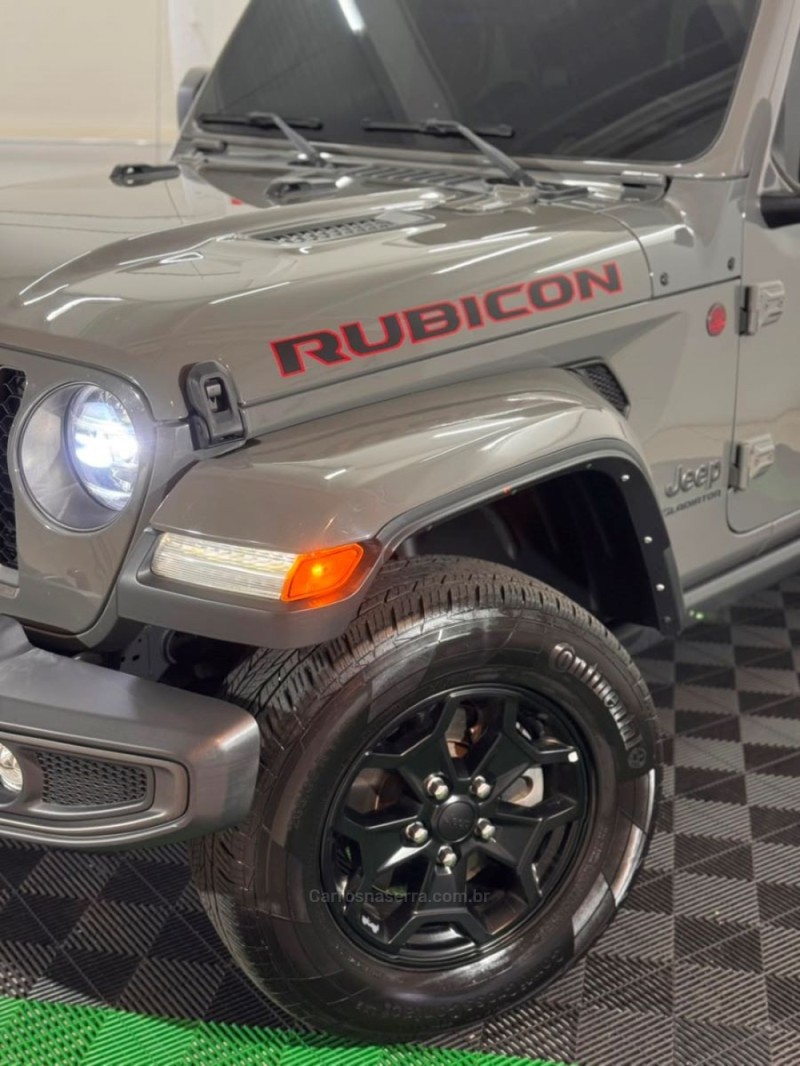 GLADIATOR 3.6 RUBICON V6 4X4 4P GASOLINA AUTOMÁTICO - 2022 - NOVO HAMBURGO