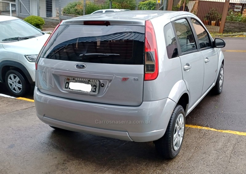 FIESTA 1.6 MPI CLASS HATCH 8V FLEX 4P MANUAL - 2013 - FARROUPILHA