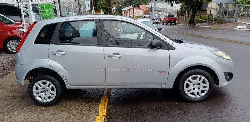 FIESTA 1.6 MPI CLASS HATCH 8V FLEX 4P MANUAL - 2013 - FARROUPILHA
