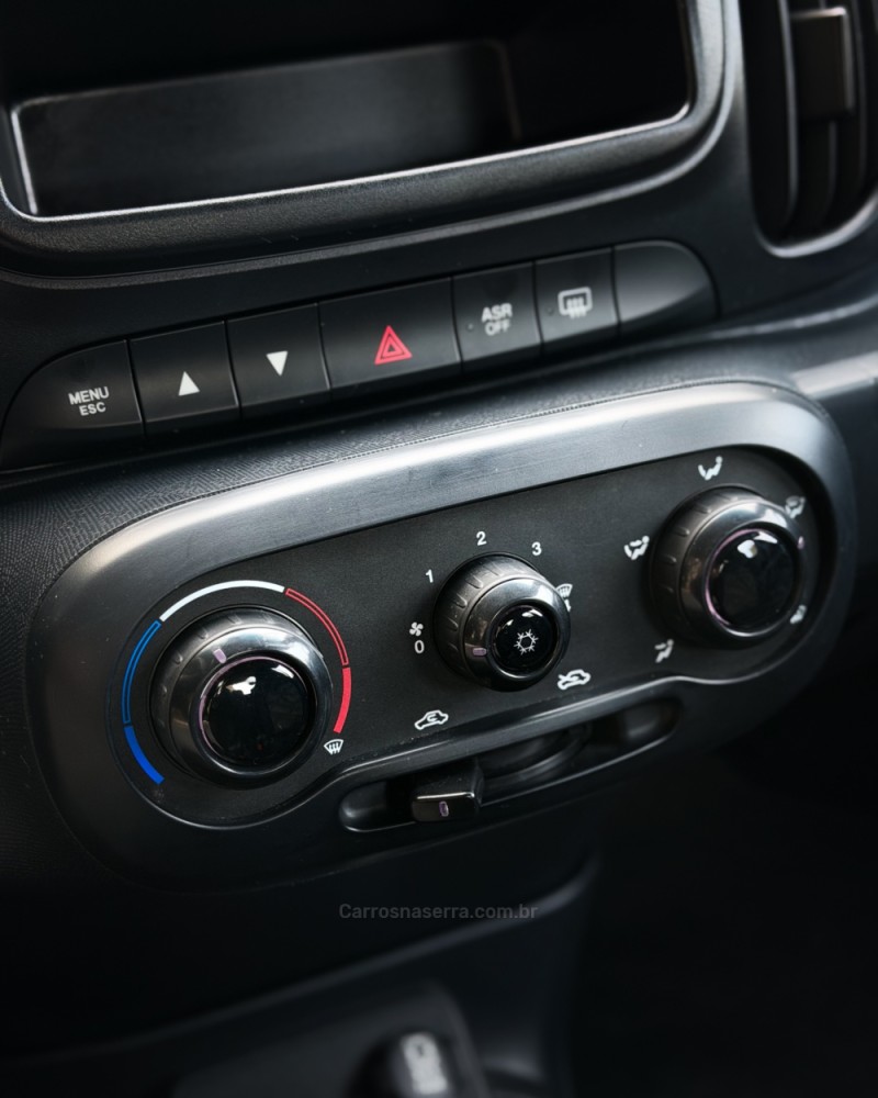 MOBI 1.0 8V EVO FLEX LIKE. MANUAL - 2024 - NOVO HAMBURGO