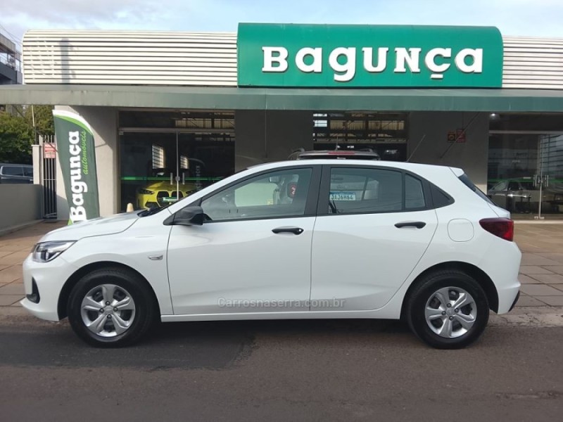 ONIX 1.0 12V FLEX 4P MANUAL - 2025 - NOVO HAMBURGO