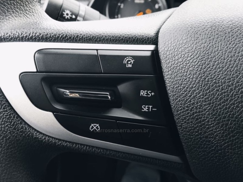 ONIX 1.0 12V FLEX 4P MANUAL - 2025 - NOVO HAMBURGO