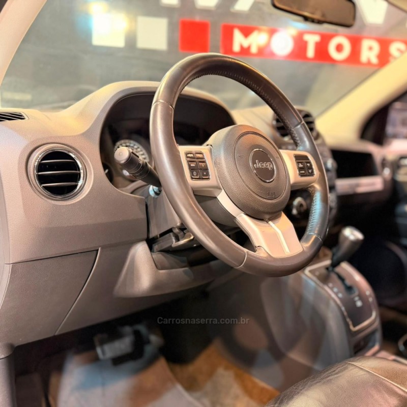 COMPASS 2.0 SPORT 4X2 16V GASOLINA 4P AUTOMÁTICO - 2014 - NOVO HAMBURGO