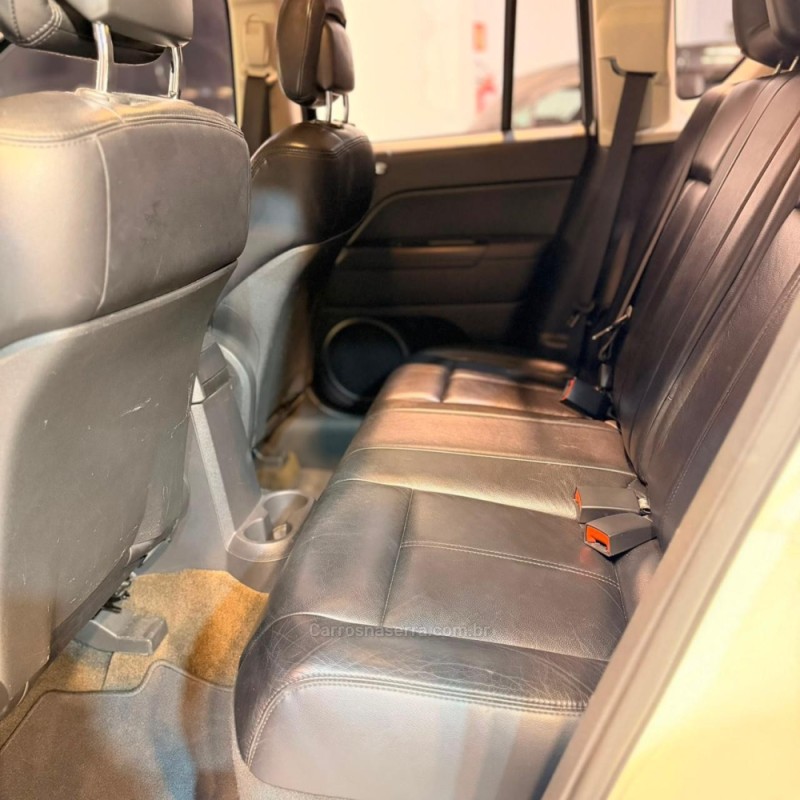 COMPASS 2.0 SPORT 4X2 16V GASOLINA 4P AUTOMÁTICO - 2014 - NOVO HAMBURGO