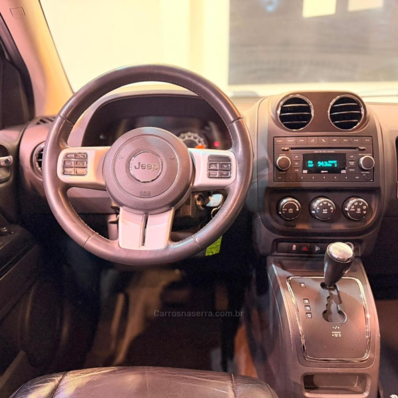 COMPASS 2.0 SPORT 4X2 16V GASOLINA 4P AUTOMÁTICO - 2014 - NOVO HAMBURGO