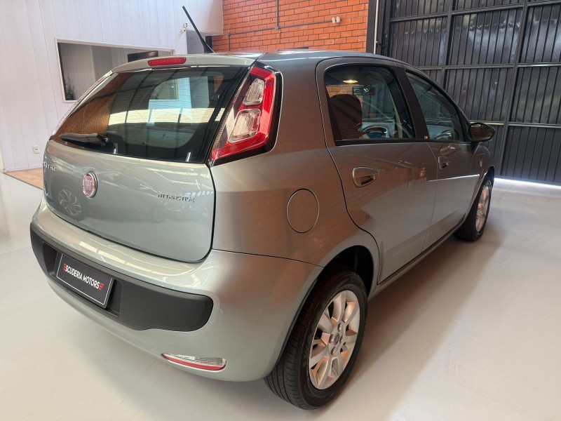 PUNTO 1.4 ATTRACTIVE ITALIA 8V FLEX 4P MANUAL - 2013 - BENTO GONçALVES