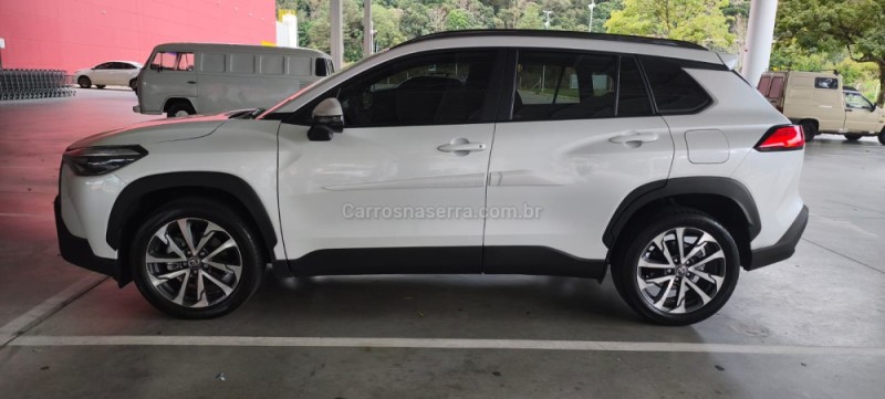COROLLA 2.0 CROSS XRE 16V FLEX 4P AUTOMÁTICO - 2022 - CAXIAS DO SUL