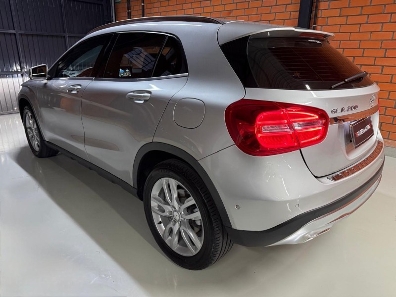 GLA 200 1.6 CGI STYLE 16V TURBO GASOLINA 4P AUTOMÁTICO - 2016 - BENTO GONçALVES