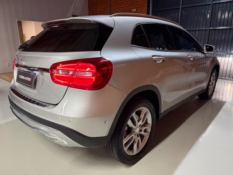 GLA 200 1.6 CGI STYLE 16V TURBO GASOLINA 4P AUTOMÁTICO - 2016 - BENTO GONçALVES