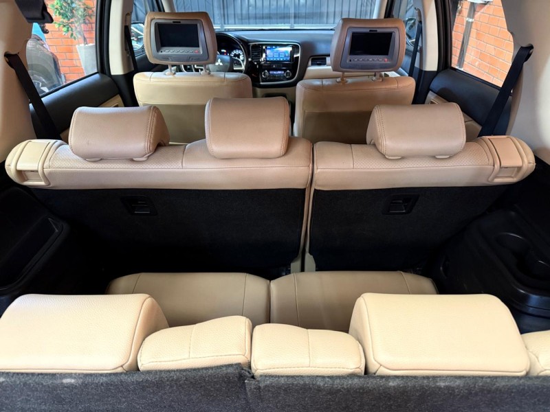 OUTLANDER 3.0 GT 4X4 V6 24V GASOLINA 4P AUTOMÁTICO - 2014 - BENTO GONçALVES