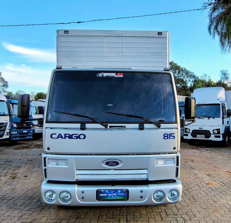CARGO 815 E TURBO - 2009 - PORTãO