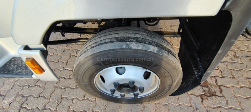 CARGO 815 E TURBO - 2009 - PORTãO