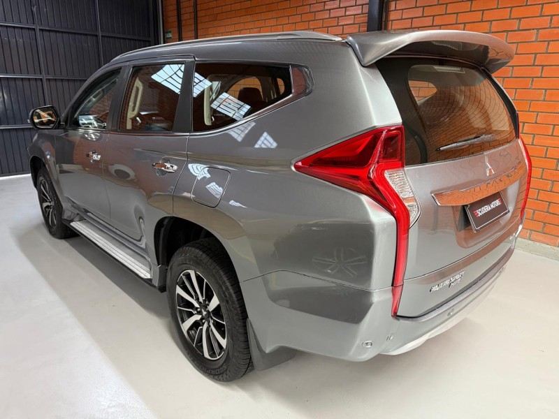 PAJERO SPORT 2.4 HPE-S 4X4 DIESEL 4P AUTOMÁTICO - 2020 - BENTO GONçALVES