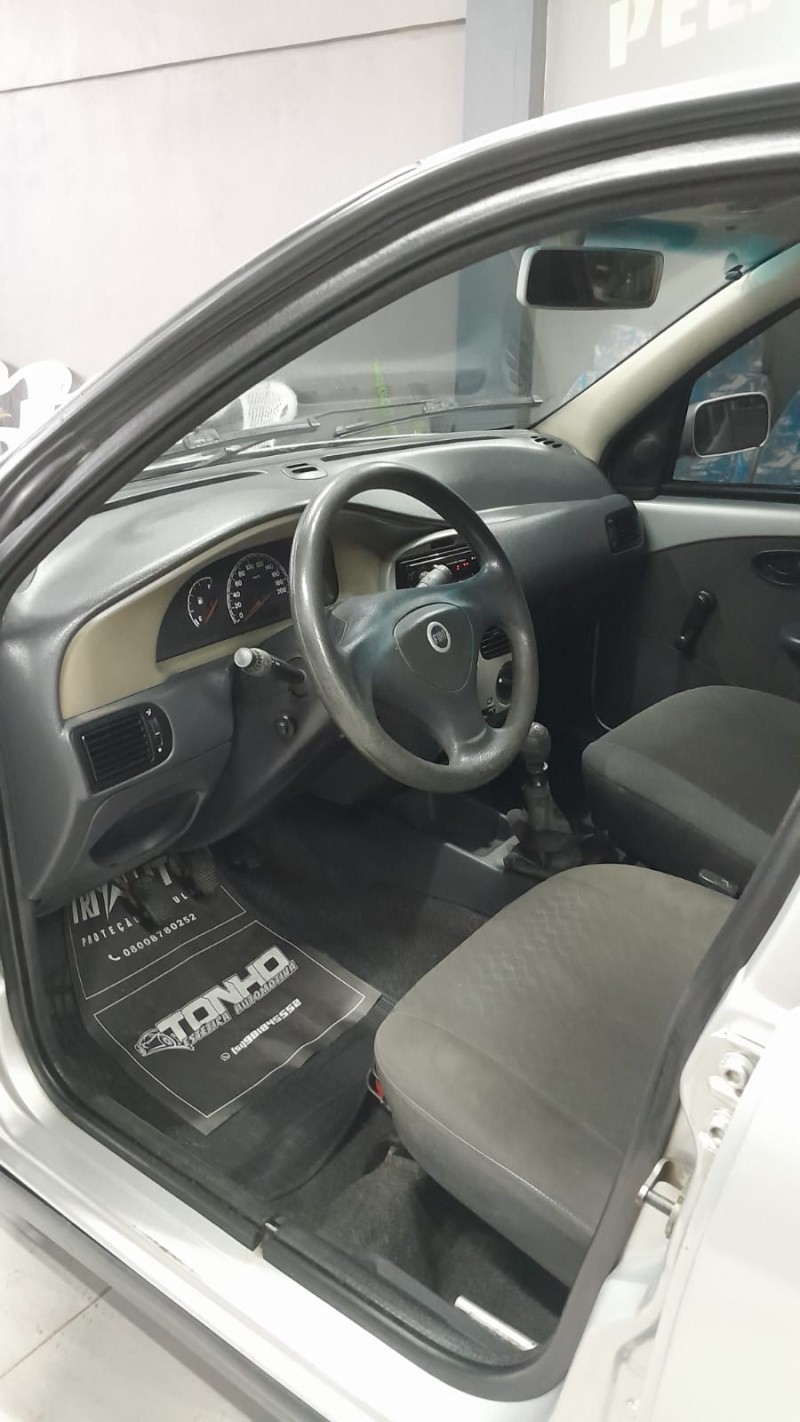 PALIO 1.0 MPI FIRE 8V GASOLINA 4P MANUAL - 2005 - ESTRELA