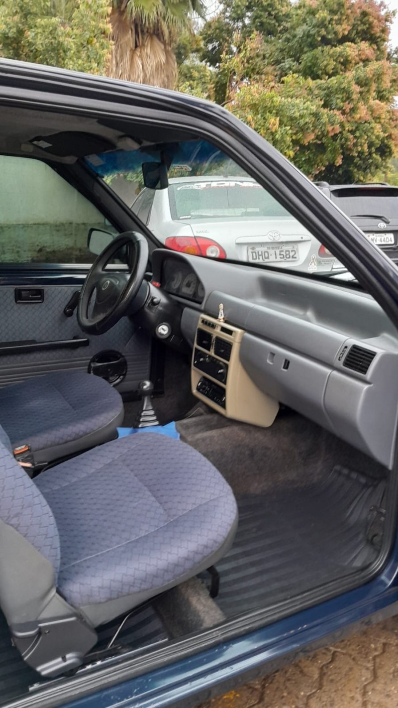 UNO 1.0 MPI MILLE FIRE 8V GASOLINA 2P MANUAL - 2004 - ESTRELA