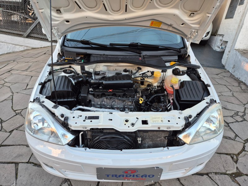 CORSA 1.8 MPFI SEDAN 8V FLEX 4P MANUAL - 2004 - CAXIAS DO SUL