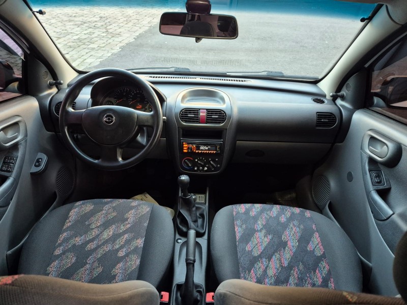 CORSA 1.8 MPFI SEDAN 8V FLEX 4P MANUAL - 2004 - CAXIAS DO SUL