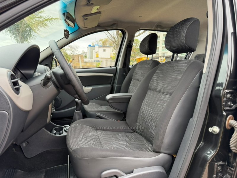 SANDERO 1.0 EXPRESSION 12V FLEX 4P MANUAL - 2010 - VACARIA