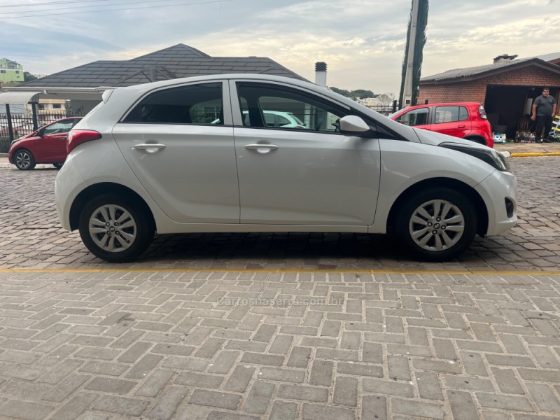 HB20 1.0 COMFORT 12V FLEX 4P MANUAL - 2014 - VERANóPOLIS