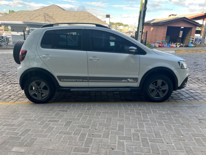 CROSSFOX 1.6 MI FLEX 8V 4P MANUAL - 2012 - VERANóPOLIS