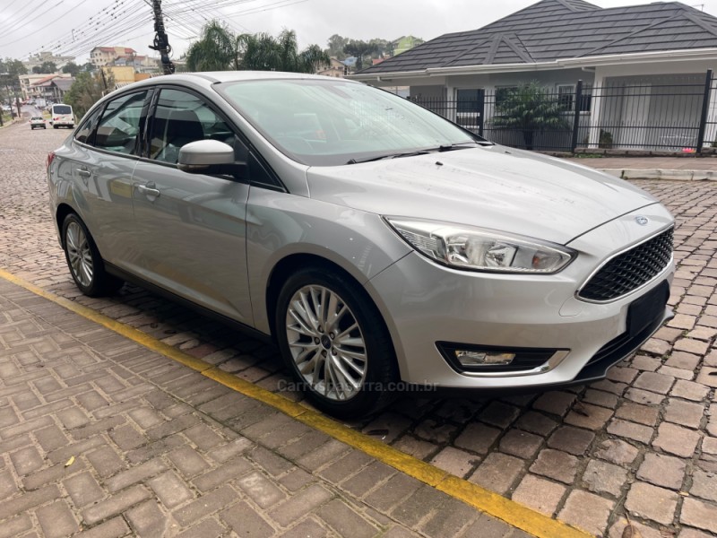 FOCUS 2.0 SE FASTBACK 16V FLEX 4P AUTOMÁTICO - 2018 - VERANóPOLIS
