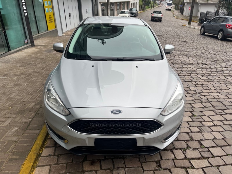 FOCUS 2.0 SE FASTBACK 16V FLEX 4P AUTOMÁTICO - 2018 - VERANóPOLIS