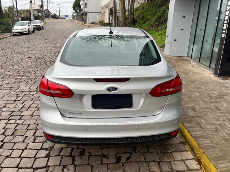 FOCUS 2.0 SE FASTBACK 16V FLEX 4P AUTOMÁTICO - 2018 - VERANóPOLIS