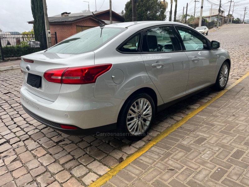 FOCUS 2.0 SE FASTBACK 16V FLEX 4P AUTOMÁTICO - 2018 - VERANóPOLIS