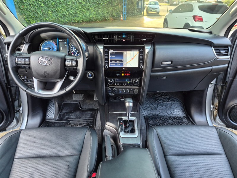 HILUX SW4 2.8 SRX 4X4 16V TURBO INTERCOOLER DIESEL 4P AUTOMÁTICO - 2022 - CAXIAS DO SUL